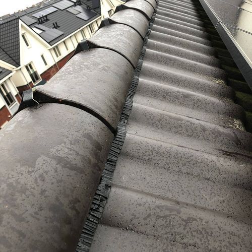 De diensten van dakspecialist in Eerbeek Nieuwe laag bitumen